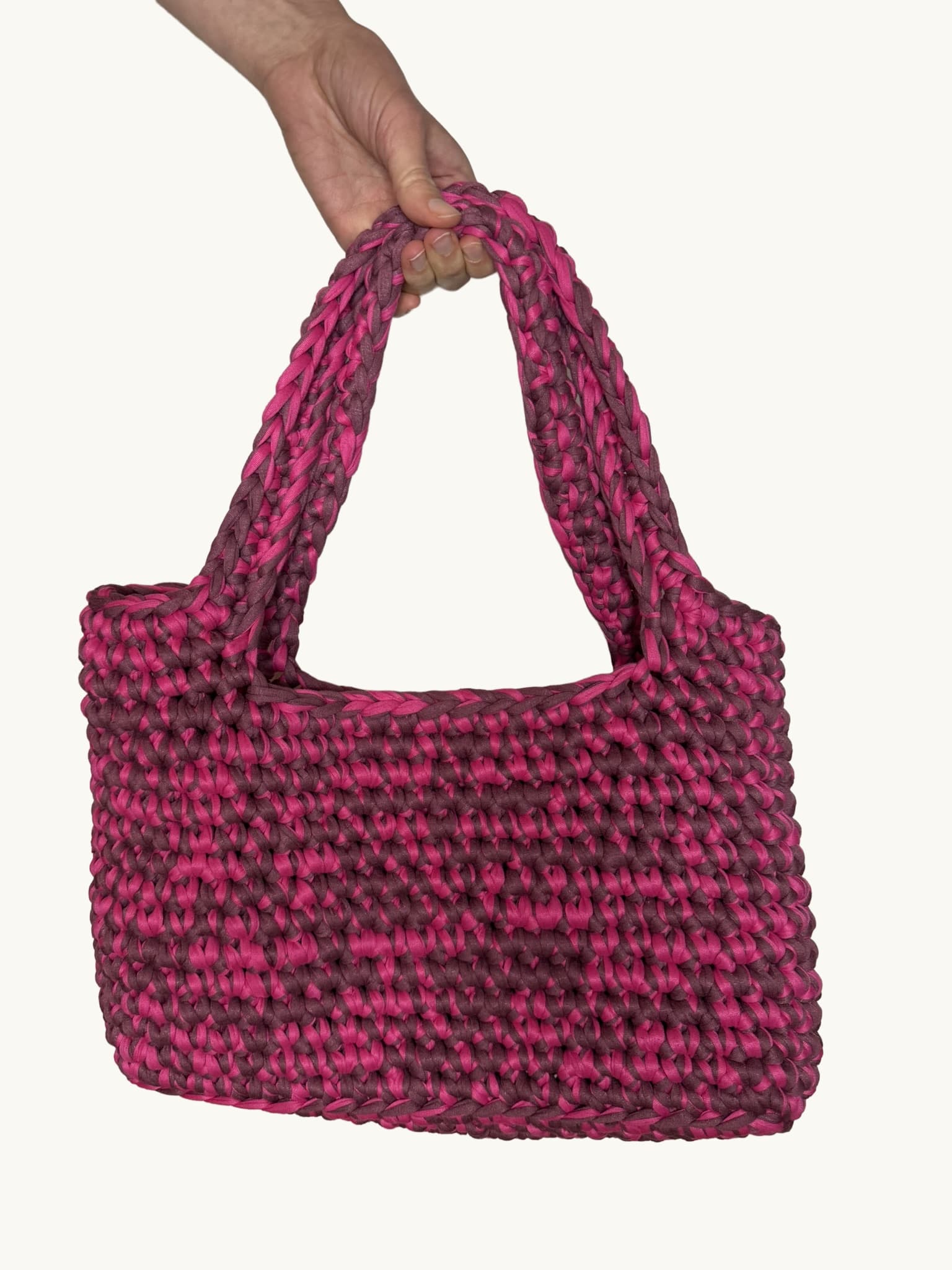 Malva Magenta, one-of-one handmade crochet bag